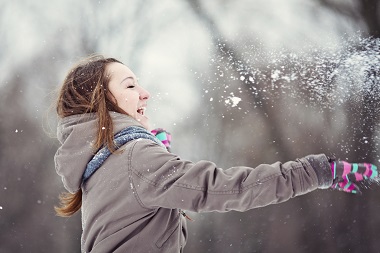Mit unseren Tipps gegen schlechte Laune im Winter kannst auch du die 4. Jahreszeit genießen.